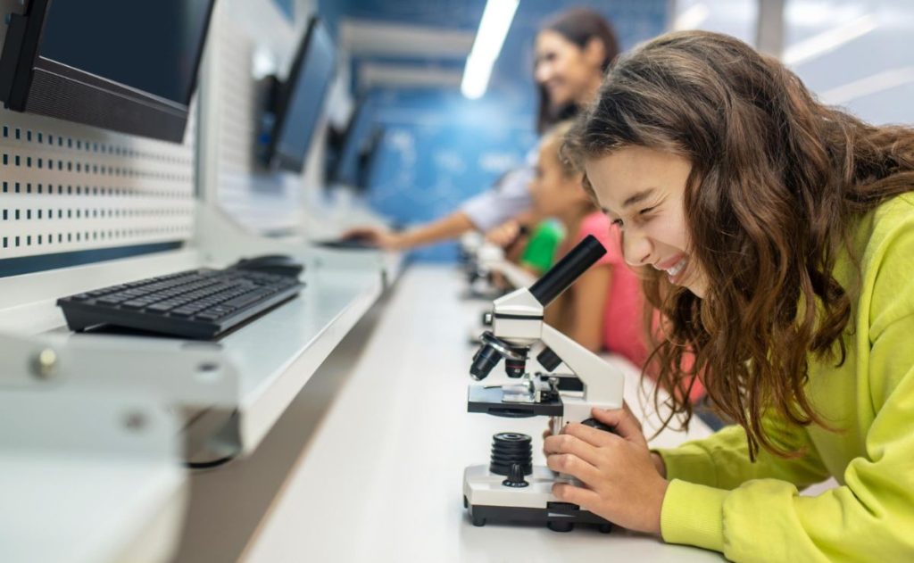 Día Internacional de las Mujeres y las Niñas en la Ciencia